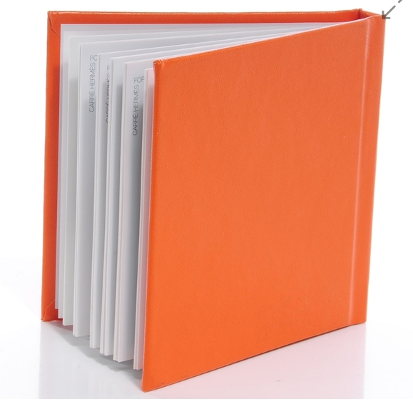 Hermes HARDCOVER scarf book🧡🧡 - Picture 4 of 15